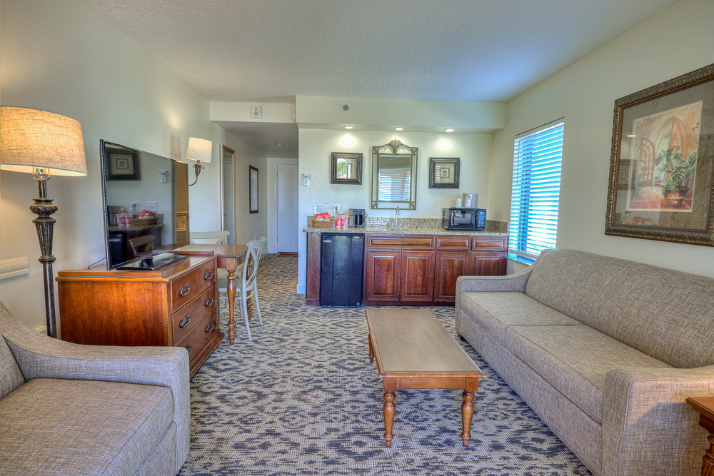 Two-Level Townhouse Style Jacuzzi Suite